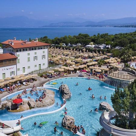 Piani Di Clodia Holidaypark Hotel Лацизе Екстериор снимка